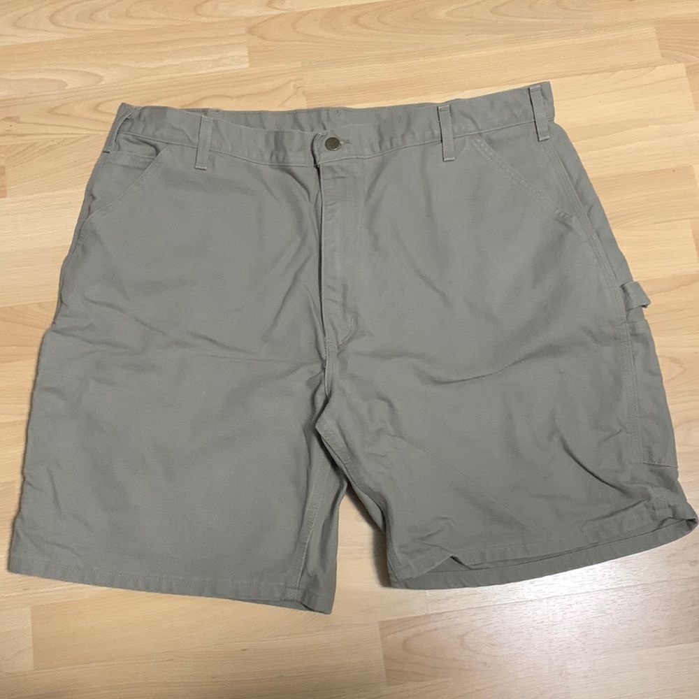 Carhartt Men’s size 42 cargo work shorts
